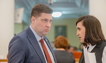 Заседание Законодательного Собрания Оренбургской области